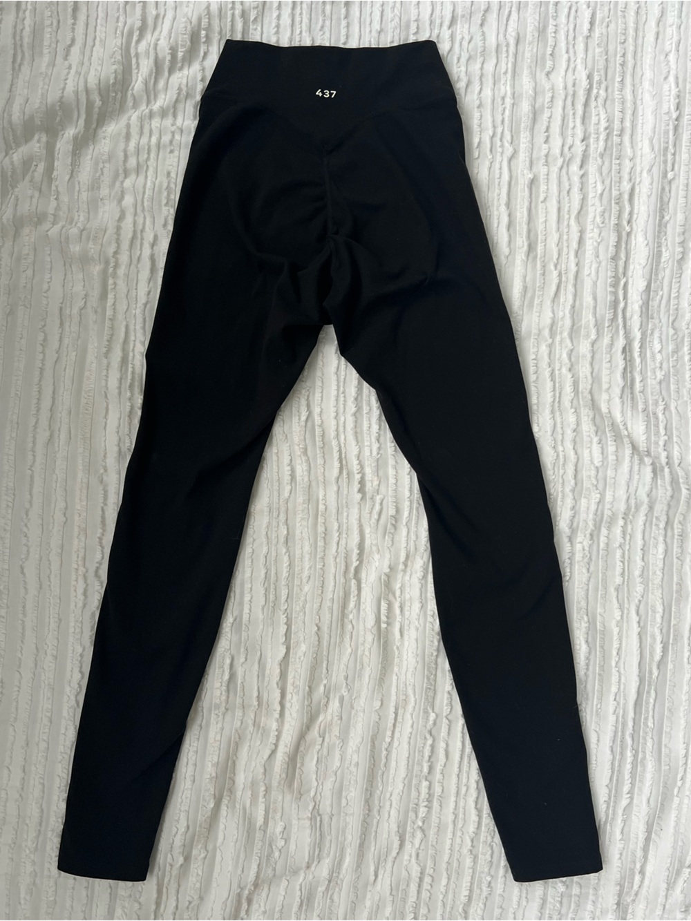 High-Rise Black Women's Leggings with Pinched Butt